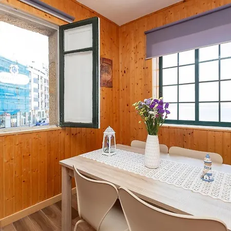 - 4 Bedrooms - 0275