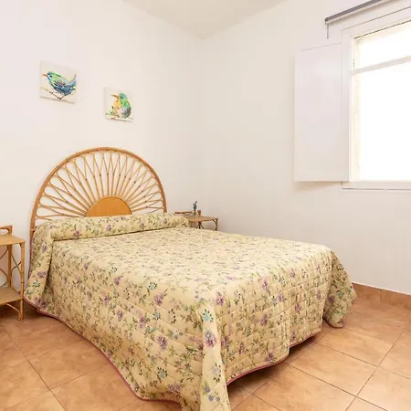 Appartement - 4 Bedrooms - 0275 *