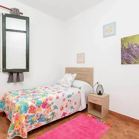 Appartement - 4 Bedrooms - 0275 Sanxenxo