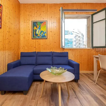 - 4 Bedrooms - 0275 Апартаменти Саншеншо